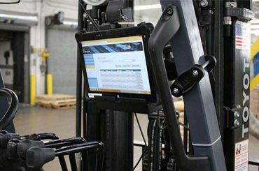 定製(zhi)車(che)載平闆電(dian)腦 定製(zhi)車(che)載平闆電(dian)腦